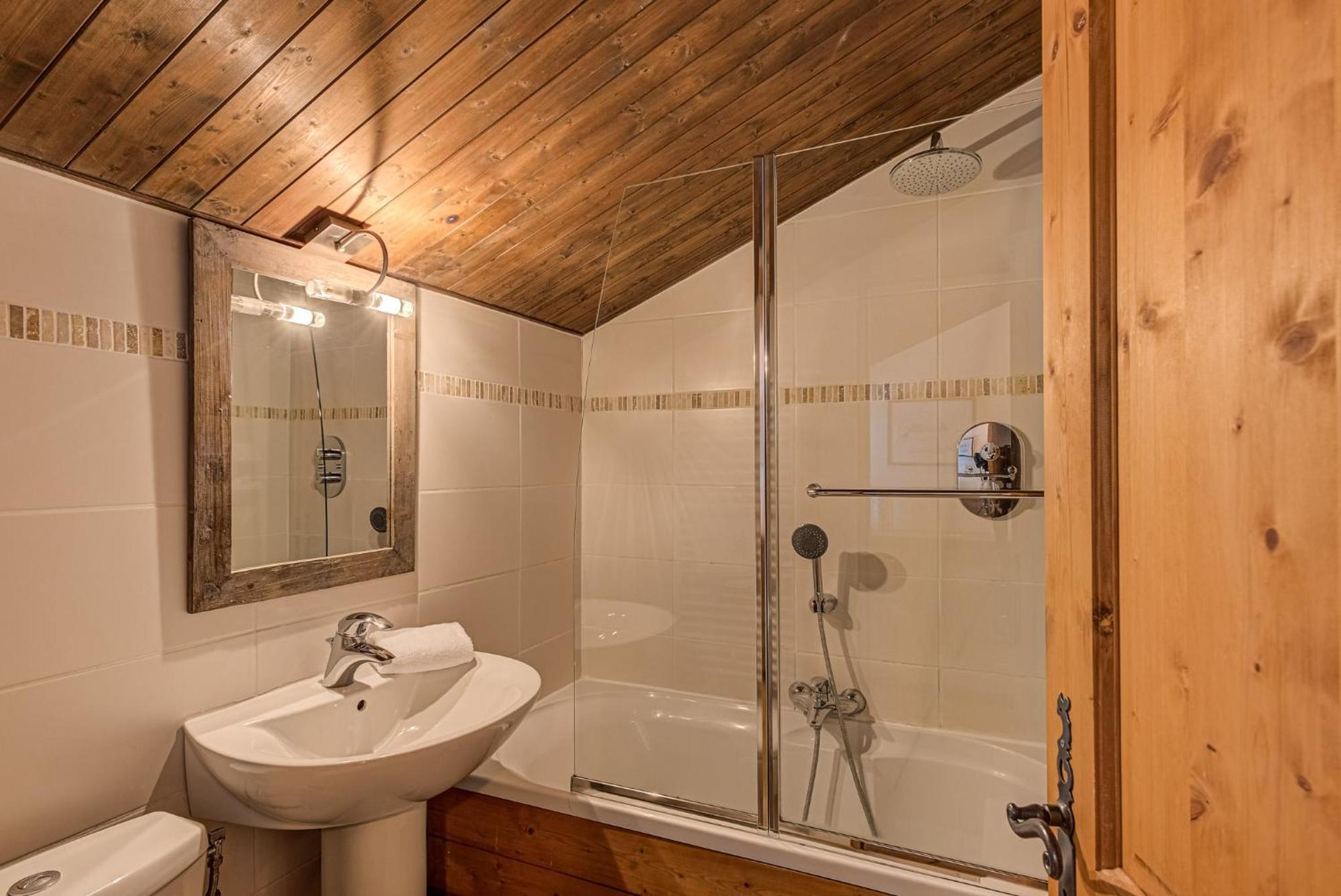 Apartment Chamouny - Alpes Travel - Chamonix - Sleeps 8 المظهر الخارجي الصورة